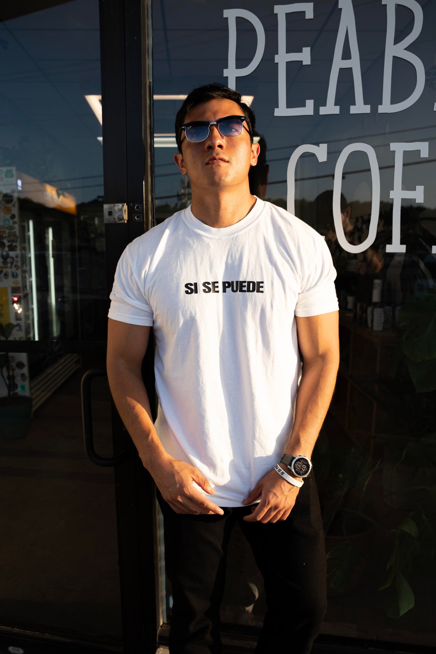 White "Si Se Puede" Tee